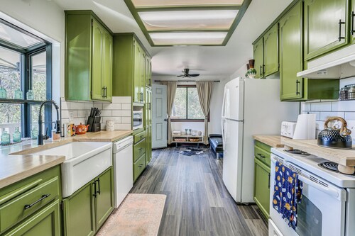 Mountain Home Near Yosemite w/ Well-being Retreat!