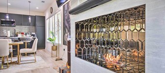 Luxury Smart Home: 2 Miles to Downtown Atlanta!