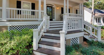 Stunning Lake Oconee Retreat w/ Pool Access!