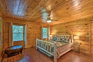 House (4 Bedrooms) | Interior - Cozy 'sunset View' Cabin w/ Game Room & Mtn Views! (Ellijay)