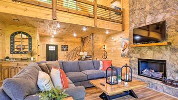 House (5 Bedrooms) | Interior