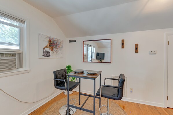 Interior - Convenient Nashville Home ~ 3 Mi to Downtown! (Nashville)