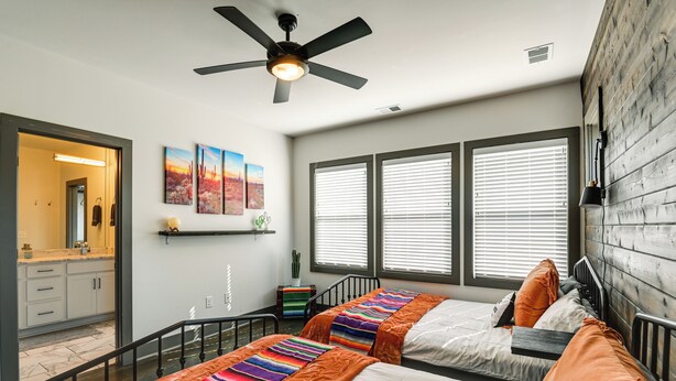 House (3 Bedrooms) | Interior - Vibrant Home w/ Deck, 2 Mi to Downtown Nashville! (Nashville)