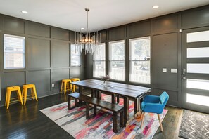 House (3 Bedrooms) | Interior - Vibrant Home w/ Deck, 2 Mi to Downtown Nashville! (Nashville)