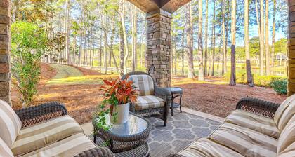 Lakefront Oconee Vacation Rental w/ Patio & Views!