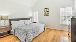 3 chambres, fer et planche à repasser, draps fournis