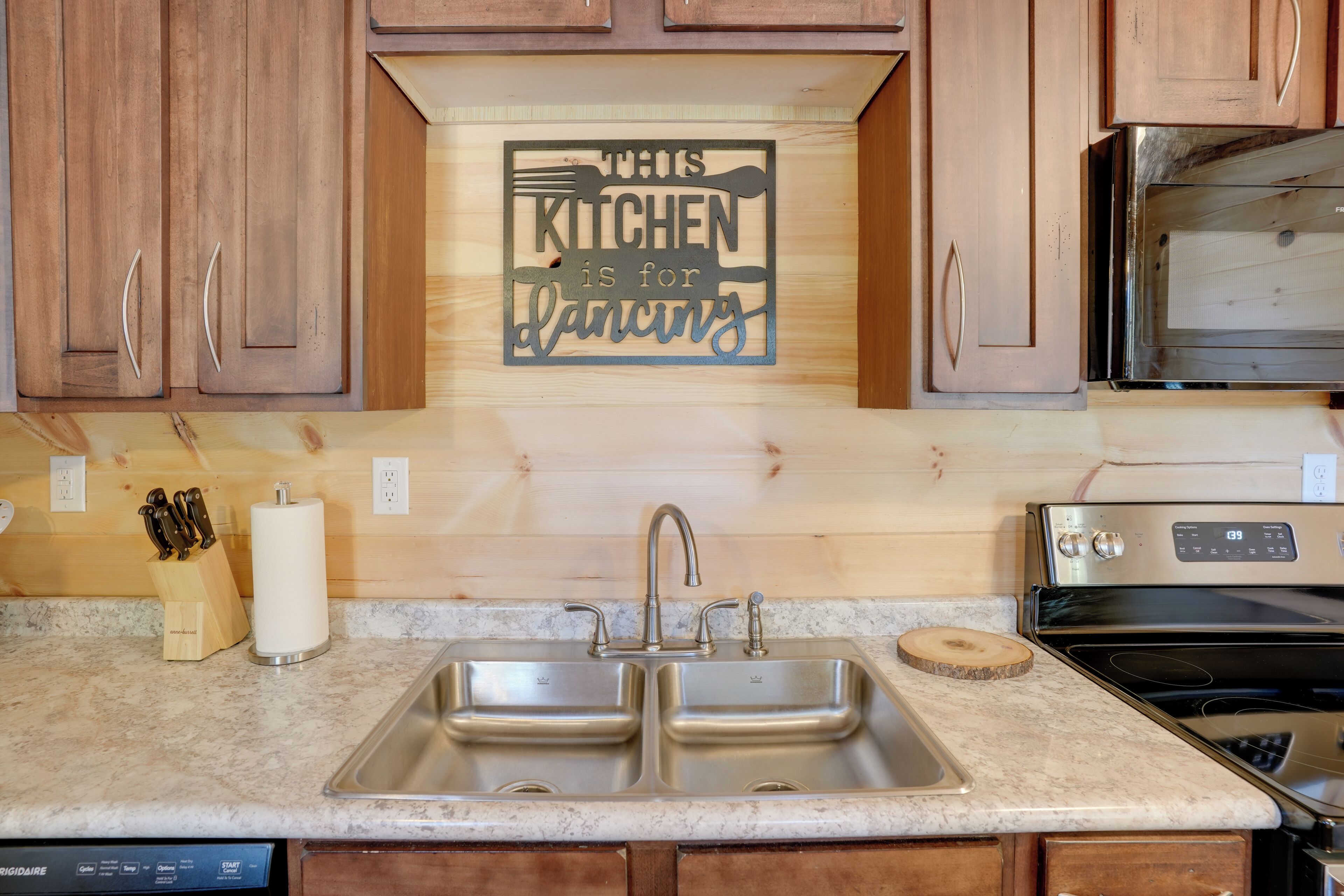 House (1 Bedroom) | Interior