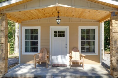 湖畔小屋附皮划艇：靠近雲峽谷！