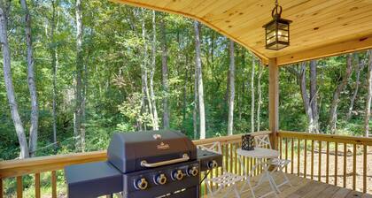 Lakeside Cabin w/ Kayaks: Near Cloudland Canyon!