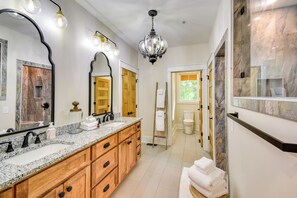 House (4 Bedrooms) | Bahagian dalam