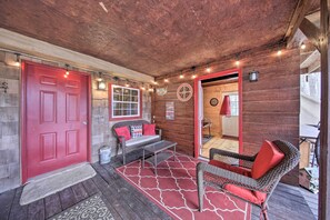 Terrace/patio - Ellijay Escape on Briar Creek w/ Hot Tub & Views! (Ellijay)