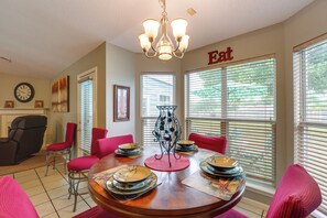 House (4 Bedrooms) | Interior - Horn Lake Home w/ Yard: 8 Mi to Graceland! (Horn Lake)