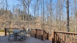 House (3 Bedrooms) | Interior - Home w/ Deck ~ 7 Mi to Downtown Dahlonega! (Dahlonega)