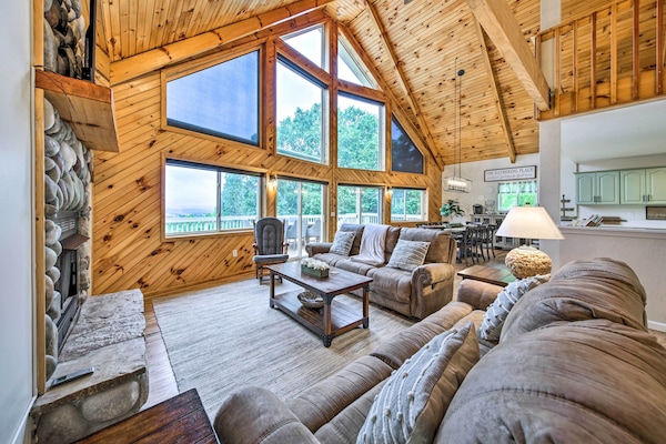House (5 Bedrooms) | Interior