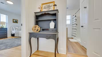 Cottage (3 Bedrooms) | Interior