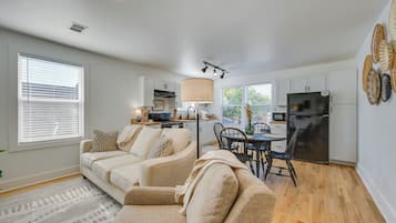 Cottage (3 Bedrooms) | Interior