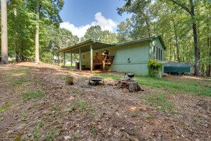House (2 Bedrooms) | Interior - Peaceful Lake Hartwell Gem w/ Boat Dock (Martin)