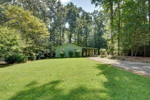 House (2 Bedrooms) | Interior - Peaceful Lake Hartwell Gem w/ Boat Dock (Martin)