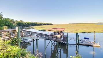 House (4 Bedrooms) | Front of property