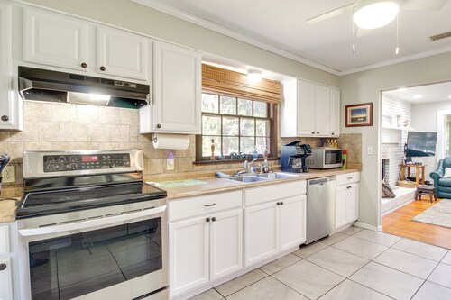 Waterfront Baisden's Bluff Home w/ Dock & Views!