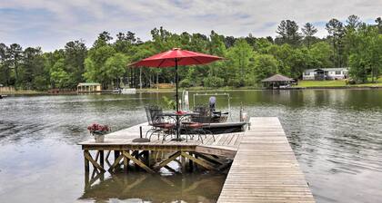 Lakefront Sparta Home: Fire Pit, Dock & Kayak