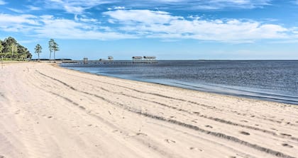 Ocean Springs Home w/ Bikes < 1 Mile to Beach!