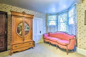 單棟房屋 (4 Bedrooms) | 內部