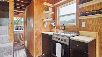 House (1 Bedroom) | Interior