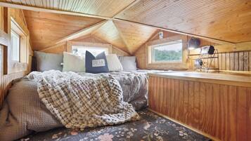 House (1 Bedroom) | Interior