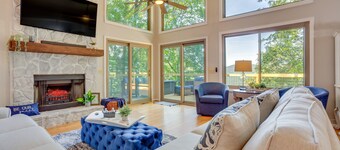 Jasper Vacation Rental w/ Decks, Fire Pit & Views!