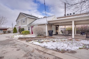 Interior - Convenient Cedar City Studio < Half-mi to Downtown (Cedar City)