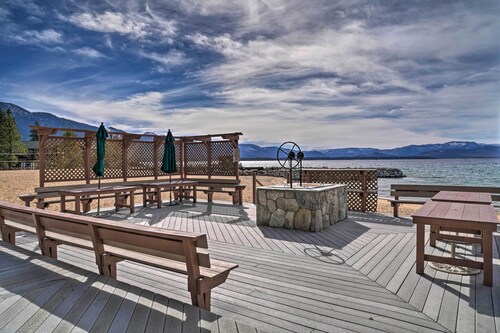 Deck & Beach Access: Lake Tahoe Shoreside Retreat!