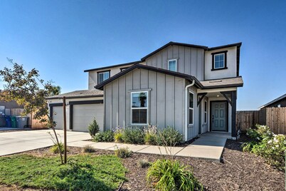 Contemporary Los Banos Studio < 3 Mi to Dtwn!