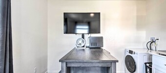 Contemporary Los Banos Studio < 3 Mi to Dtwn!