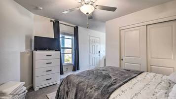 Apartment (0 Bedroom) | Interior