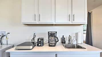 Apartment (0 Bedroom) | Bahagian dalam