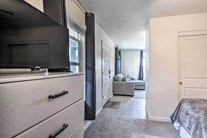 Apartment (0 Bedroom) | Interior