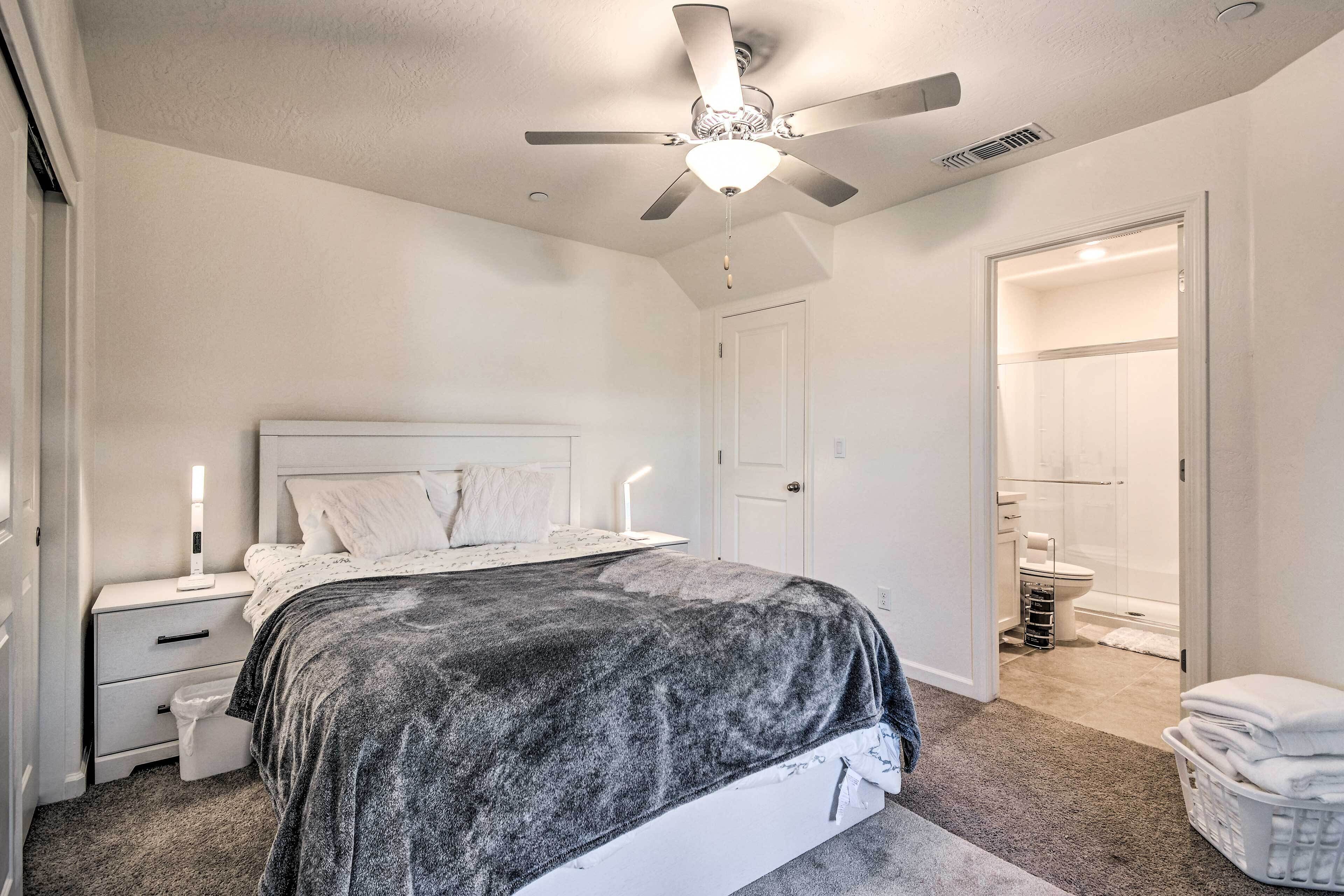 Apartment (0 Bedroom) | Interior