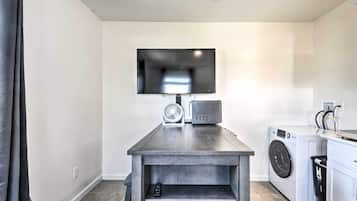 Huoneisto (0 Bedroom) | SisÀtilat