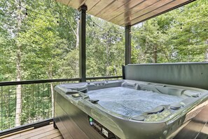 House (3 Bedrooms) | Interior - Ellijay Cabin Escape: Hot Tub & Fire Pit! (Ellijay)