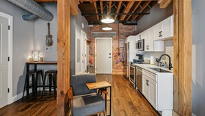 Unclassified image, 2 of 24, button - Studio w/ Pool Access: 2 Mi to Downtown Nashville! (Nashville)