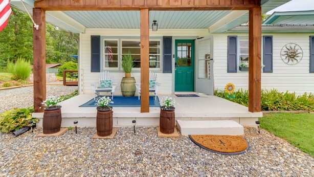 Interior - The Sunrise Cottage w/ Hot Tub, 3 Mi to Downtown (Blue Ridge)