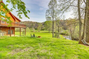 المنطقة المحيطة بالمنشأة