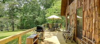 Cozy Georgia Abode w/ Deck, Fire Pit & Lake Access