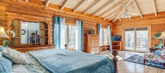 Peaceful Lawrenceville Cabin w/ Hot Tub on 6 Acres