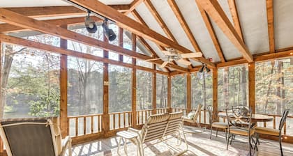 Secluded Hamilton Cabin Retreat w/ Private Lake!