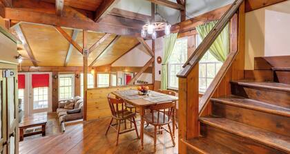 Mountaintop Ellijay Cabin w/ Private Hot Tub