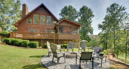 Waterfront Casabella Cottage w/ Kayaks & Fishing