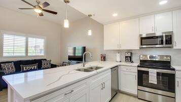 Apartment (1 Bedroom) | Interior