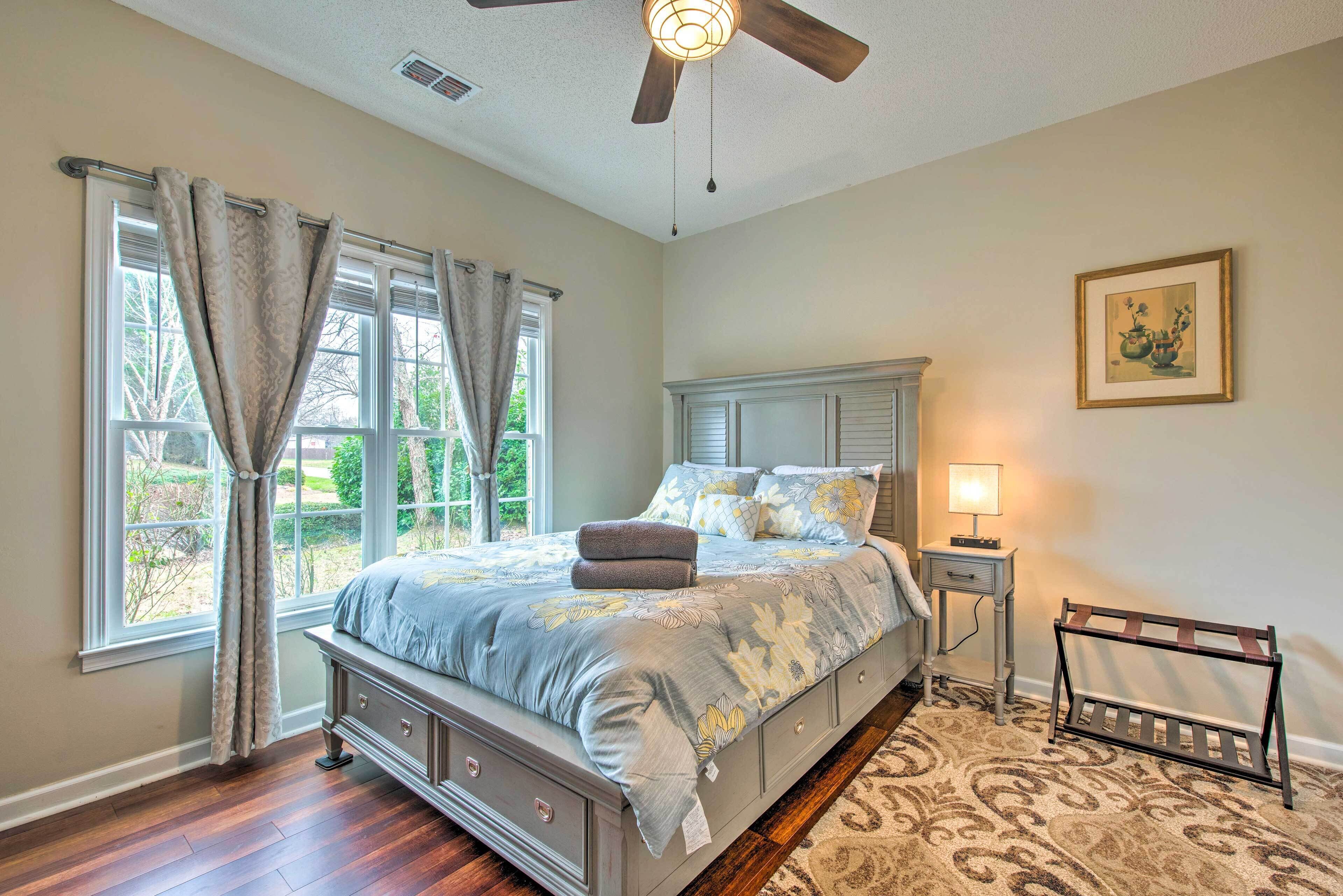 House (3 Bedrooms) | Interior